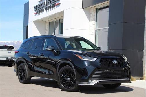 2023 Toyota Highlander XSE