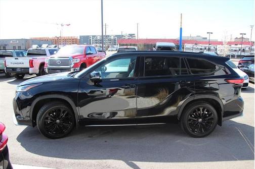 2023 Toyota Highlander XSE