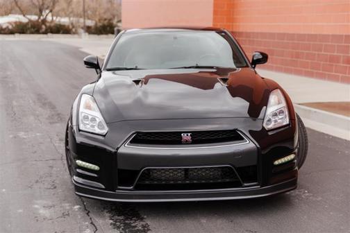 2016 Nissan GT-R Premium