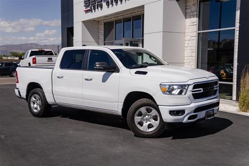 Bright White Clearcoat 2023 RAM 1500 Big Horn/Lone Star