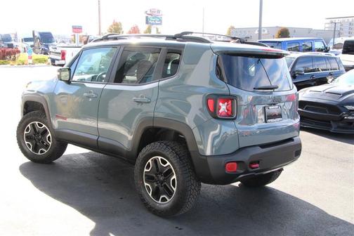 2016 Jeep Renegade Trailhawk