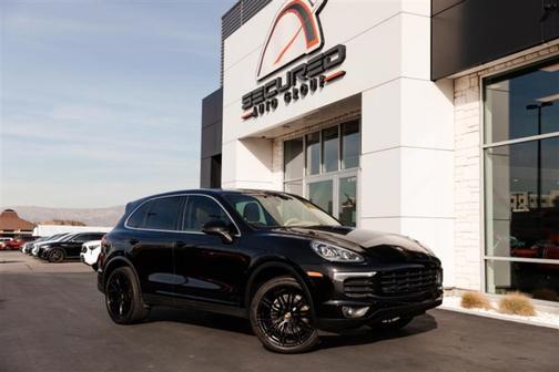 2016 Porsche Cayenne Cayenne