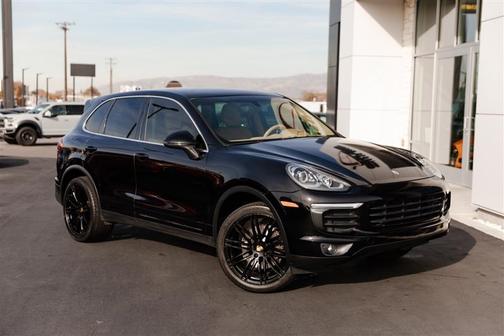 2016 Porsche Cayenne Cayenne