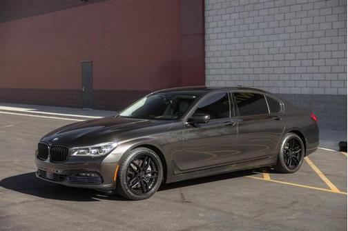 2017 BMW 750 i xDrive