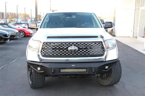 2018 Toyota Tundra SR5