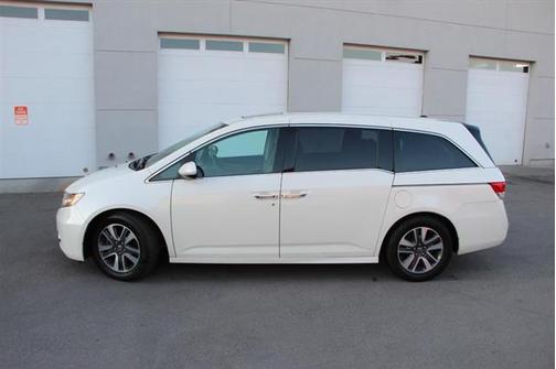 2017 Honda Odyssey Touring Elite