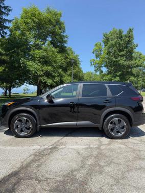 Super Black 2026 Nissan Rogue SV