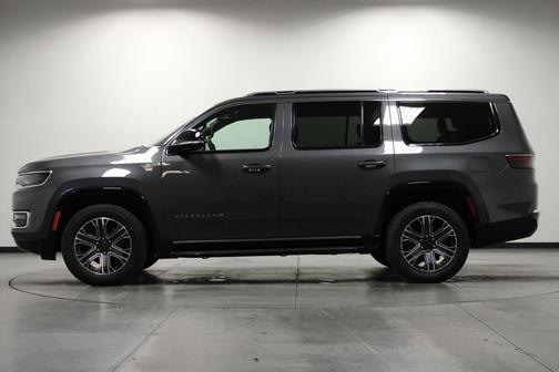 Baltic Gray Metallic Clearcoat 2024 Jeep Wagoneer Series II 4x2