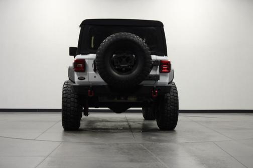 Bright White Clearcoat 2018 Jeep Wrangler Rubicon