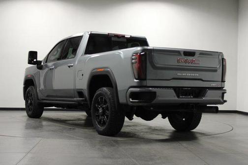 Sterling Metallic 2024 GMC Sierra 3500 AT4