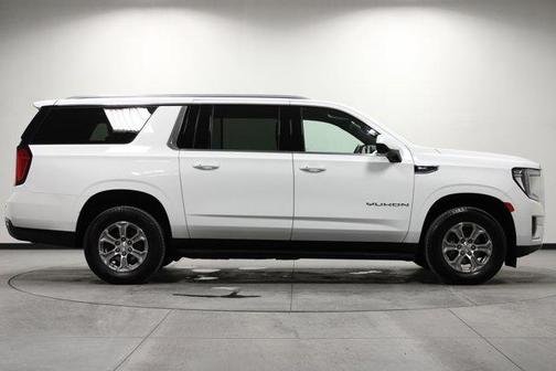 2024 GMC Yukon XL SLE
