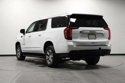 2024 GMC Yukon XL SLE