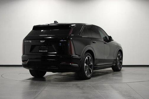 2025 Cadillac Escalade IQ Sport 2