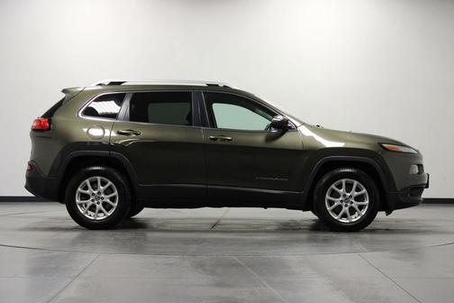 Eco Green Pearlcoat 2015 Jeep Cherokee Latitude