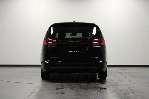 2022 Chrysler Pacifica Hybrid Limited