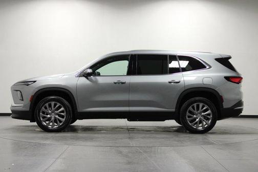 2025 Buick Enclave Preferred FWD