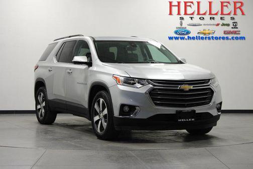 Silver Ice Metallic 2020 Chevrolet Traverse LT Leather