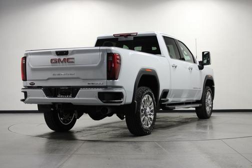 Glacier White Tricoat 2026 GMC Sierra 2500 Denali