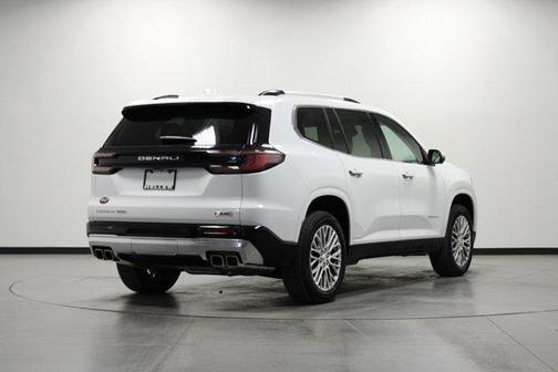 2025 GMC Acadia Denali