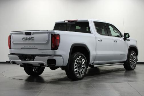 Glacier White Tricoat 2026 GMC Sierra 1500 Denali Ultimate