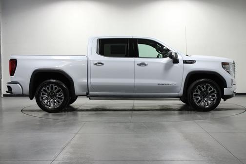 Glacier White Tricoat 2026 GMC Sierra 1500 Denali Ultimate