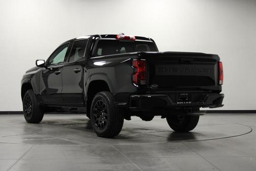 Black 2026 Chevrolet Colorado WT