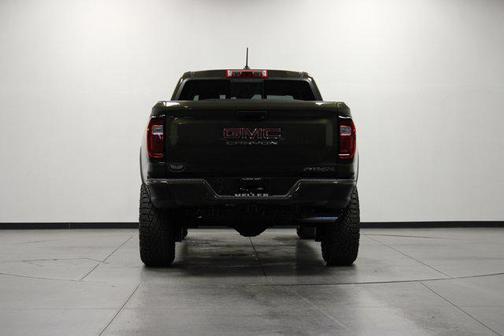 2025 GMC Canyon Base