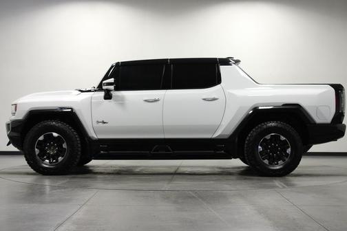 Interstellar White 2025 GMC HUMMER EV Pickup 3X