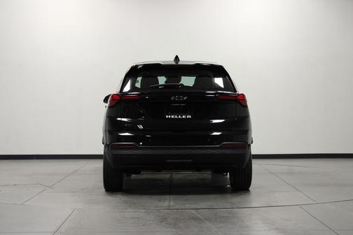 Mosaic Black Metallic 2027 Chevrolet Bolt LT FWD
