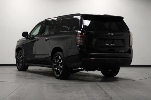 2021 Chevrolet Suburban RST