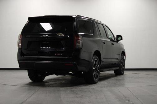 2021 Chevrolet Suburban RST