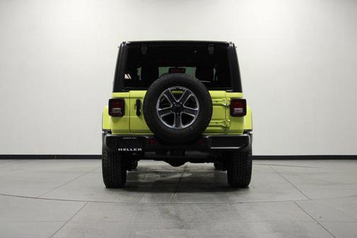 2023 Jeep Wrangler 4-Door Sahara