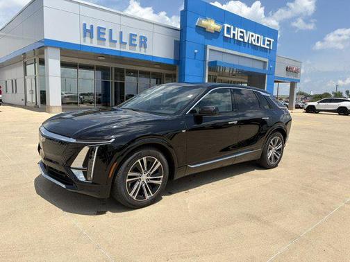 Stellar Black Metallic 2023 Cadillac LYRIQ Luxury