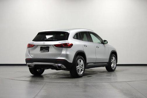 2021 Mercedes-Benz GLA 250 Base 4MATIC