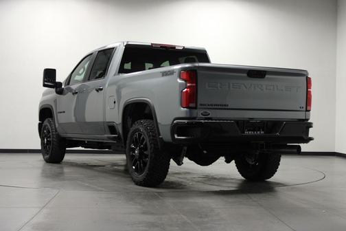 Sterling Gray Metallic 2026 Chevrolet Silverado 2500 LT