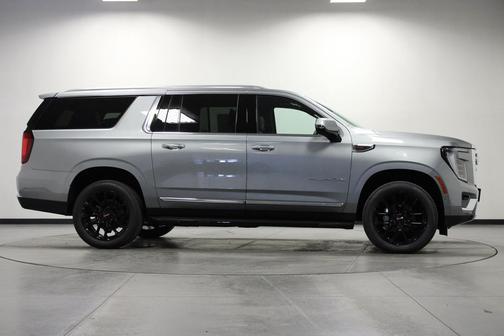 Sterling Metallic 2026 GMC Yukon XL 4WD Elevation