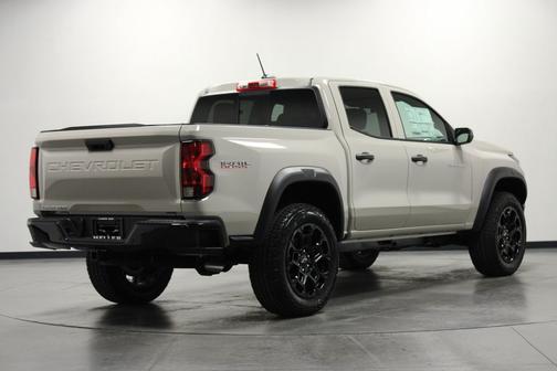 White Sands 2026 Chevrolet Colorado Trail Boss