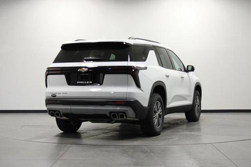Summit White 2026 Chevrolet Traverse LT