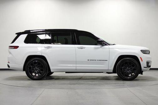 2025 Jeep Grand Cherokee L Summit