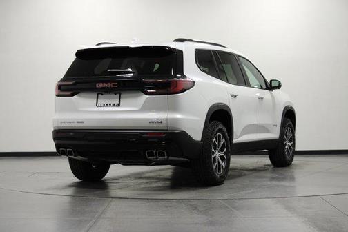 2025 GMC Acadia AWD AT4
