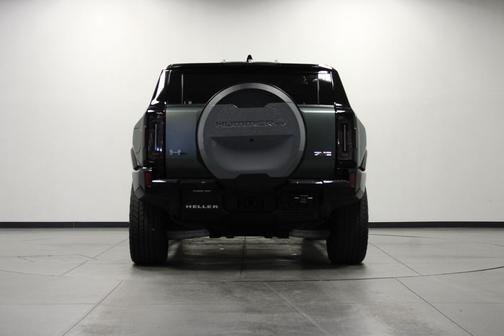 Moonshot Green Matte 2024 GMC HUMMER EV SUV 3X