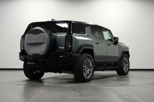 Moonshot Green Matte 2024 GMC HUMMER EV SUV 3X