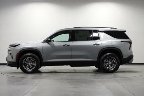 Sterling Gray Metallic 2026 Chevrolet Traverse LT