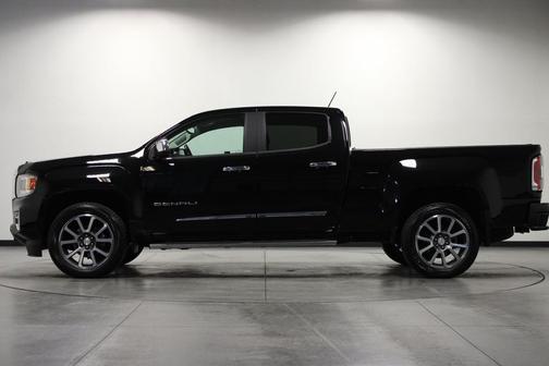 Onyx Black 2021 GMC Canyon Denali