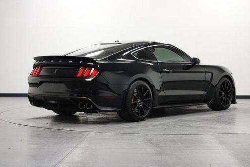 2018 Ford Shelby GT350 Base