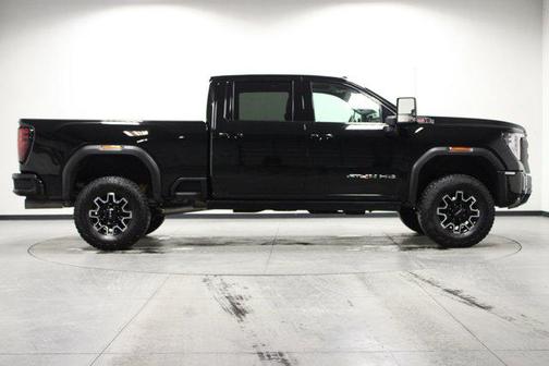 2025 GMC Sierra 2500 AT4X