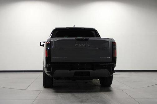 2024 GMC Sierra EV Denali Edition 1