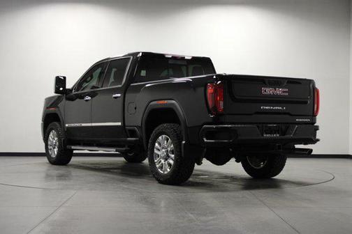 Onyx Black 2022 GMC Sierra 2500 Denali