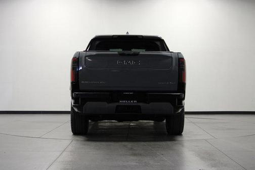 2024 GMC Sierra EV Denali Edition 1