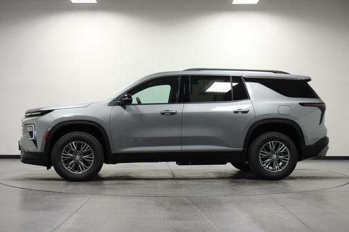 Sterling Gray Metallic 2026 Chevrolet Traverse LT